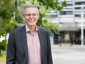 University of Auckland faculty of medical and health sciences dean Professor Warwick Bagg 